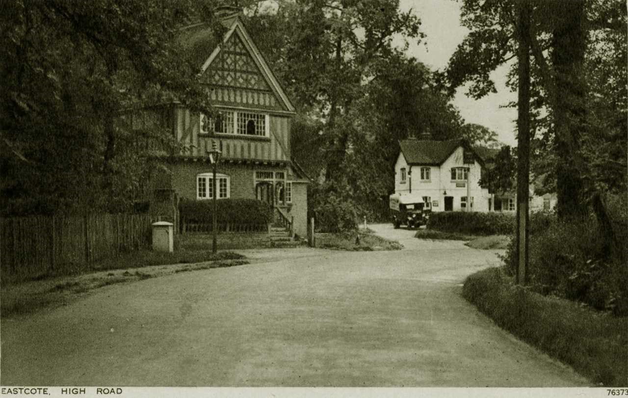 Eastcote High Road And The Case